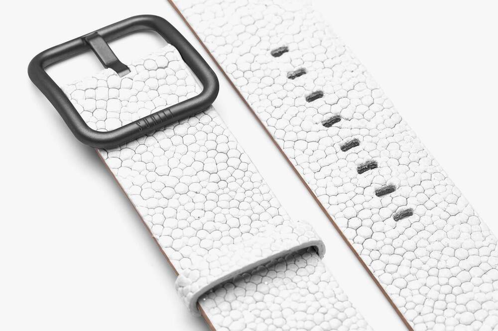 White leather band for apple watch - New wonder